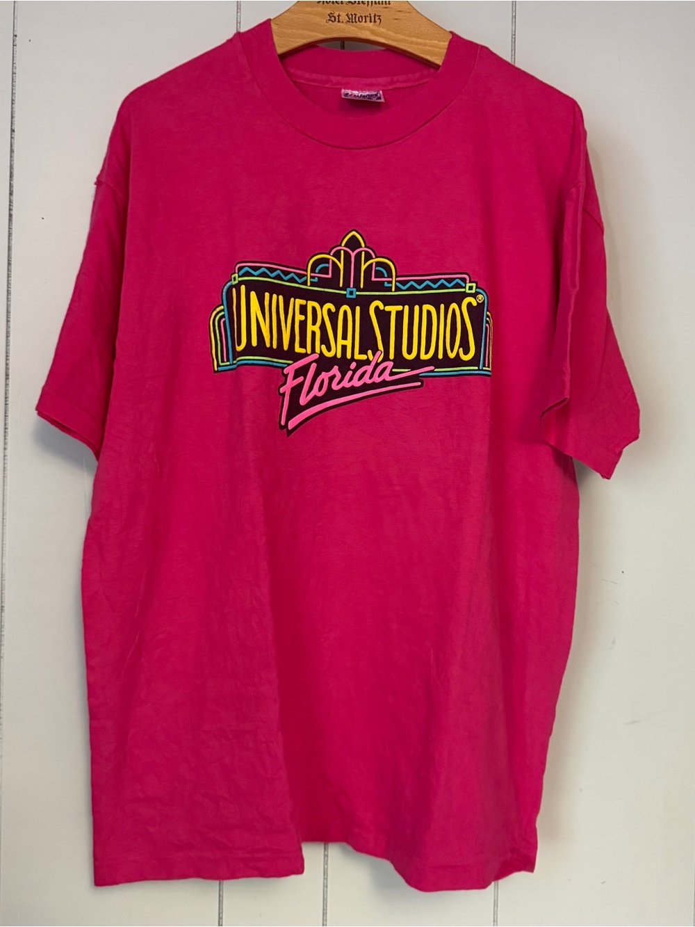 Vintage 90s UNIVERSAL STUDIOS FLORIDA T-Shirt Adult Size XL Single Stitch Pink